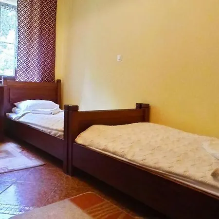 Silesia Couette-café *