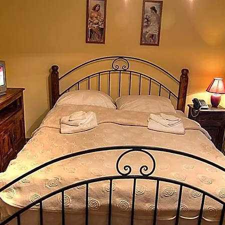 Bed & Breakfast Silesia *